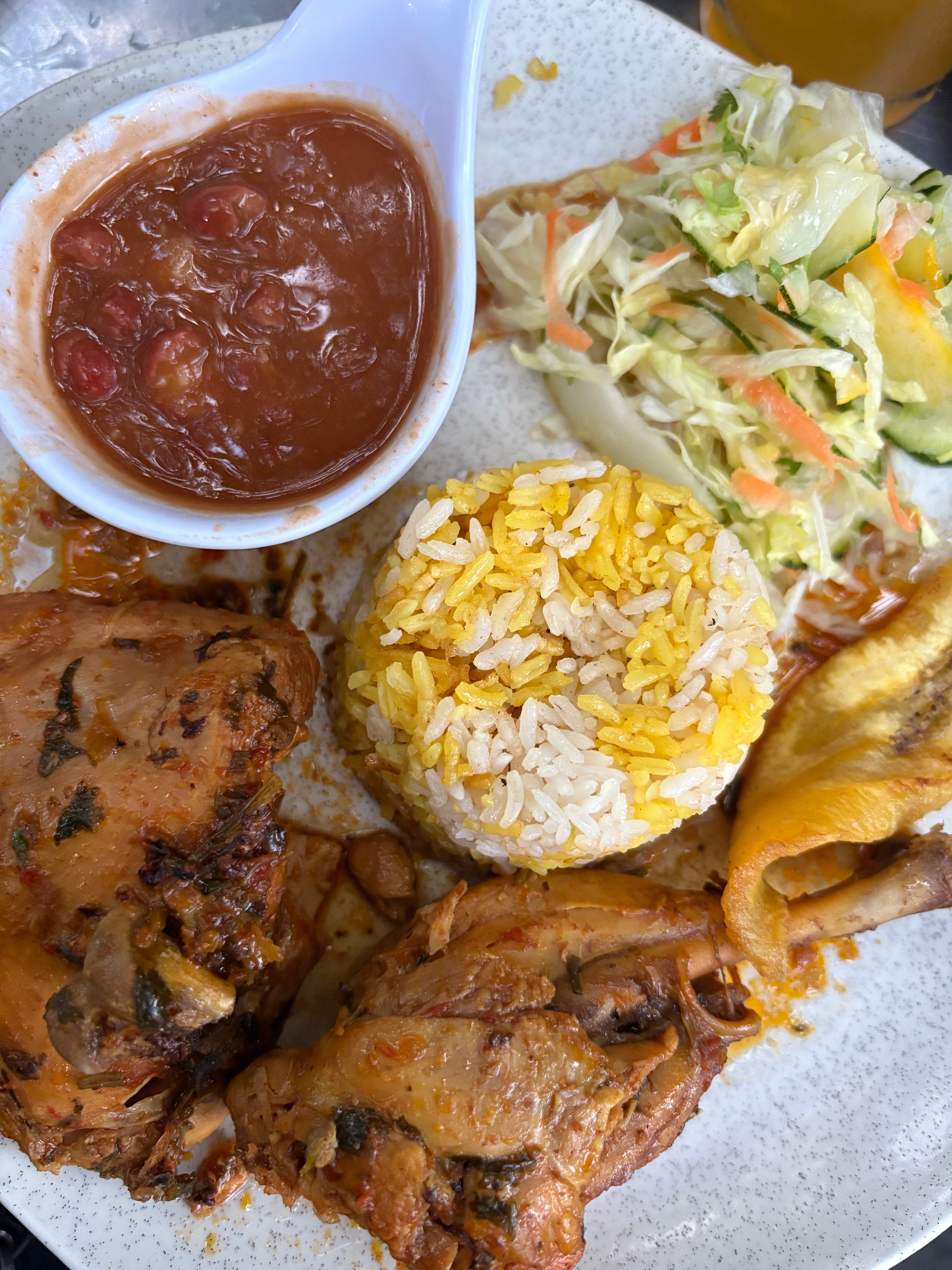 Traditional Afro-Colombian food served during the Centro Sin Filtro tour
